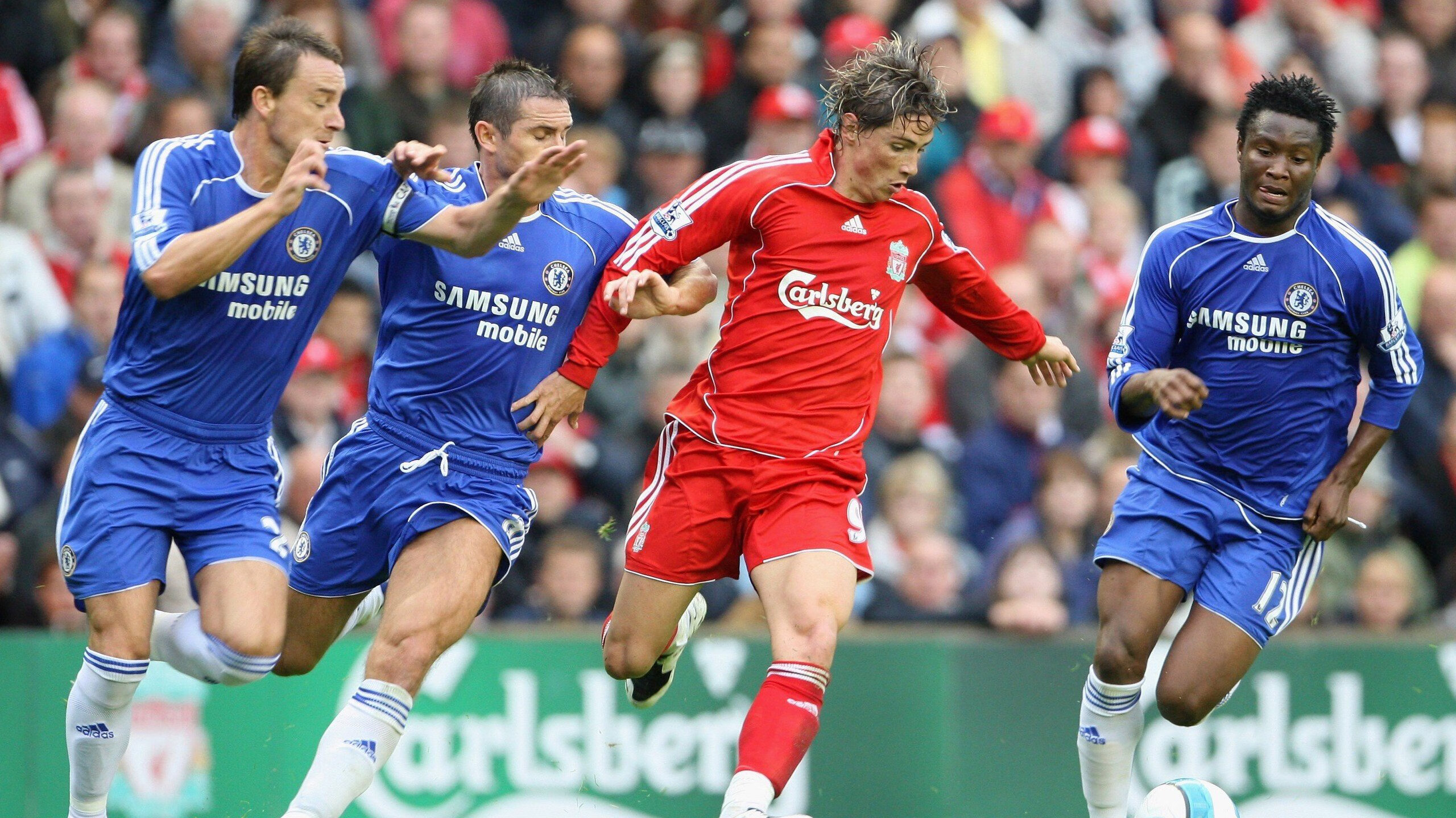 冠军球队训练公开日粉丝近距离见证备战日常,冠军合集